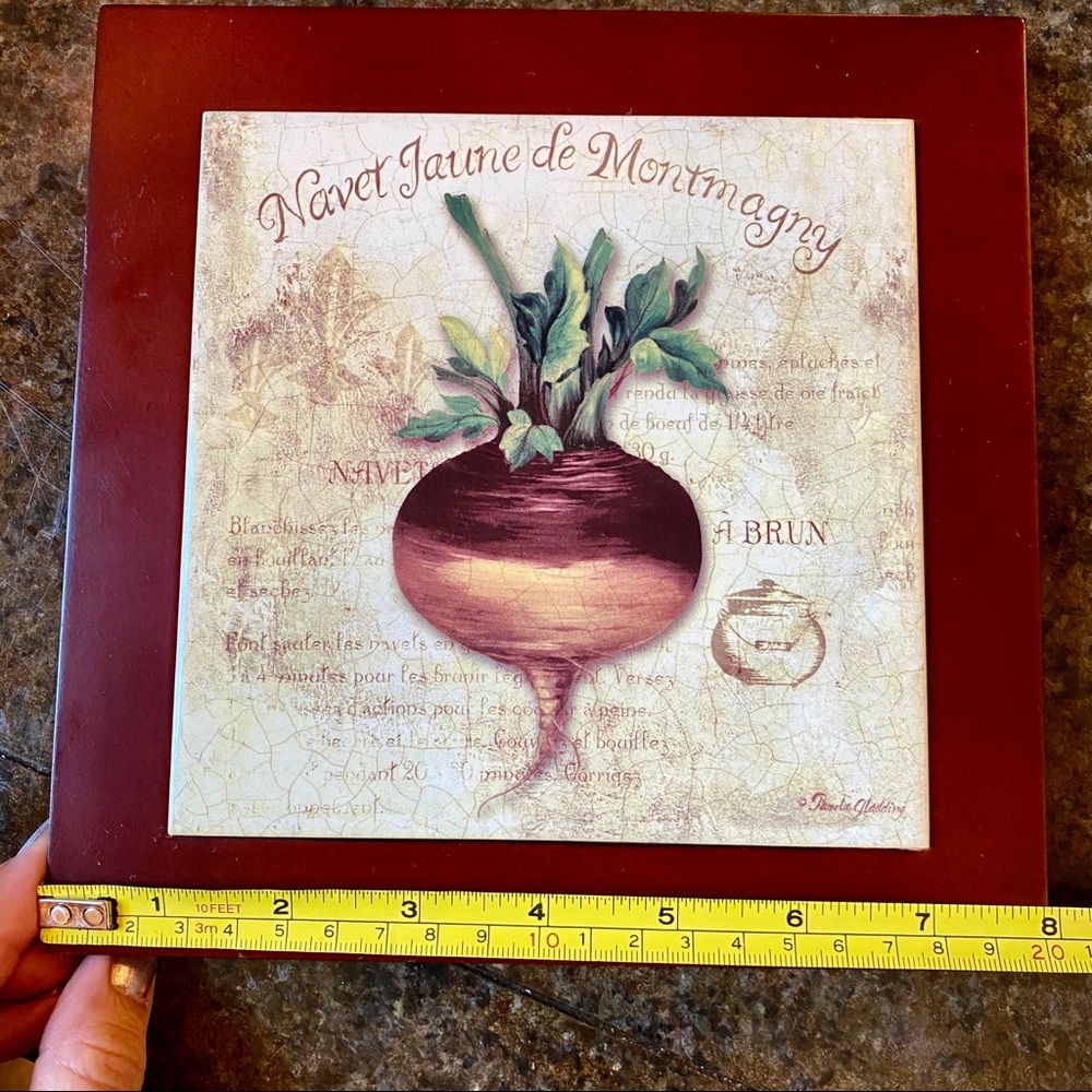 Turnip Hot Plate or Wall Art (Navet Jaune de Mont)